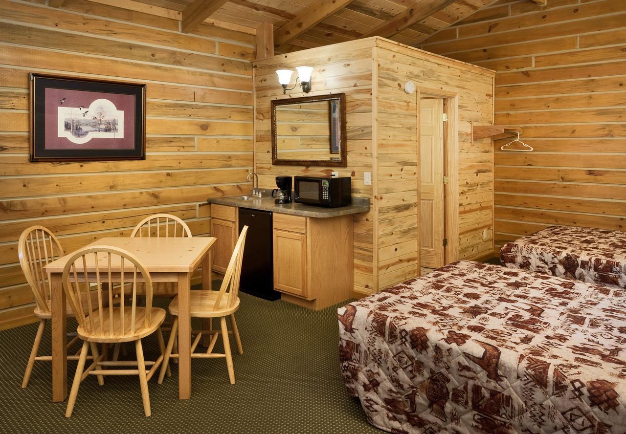 Rock Crest Lodge & Cabins Custer Buitenkant foto
