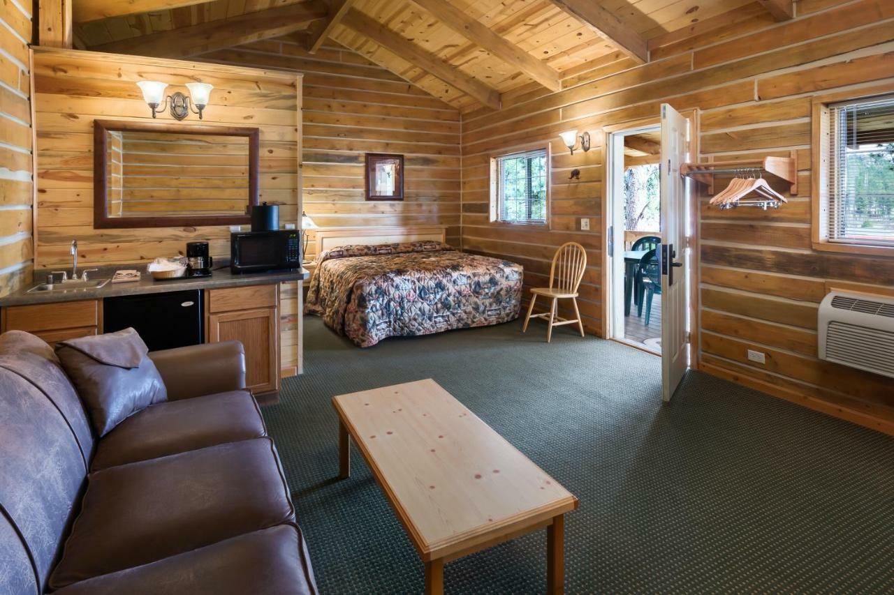 Rock Crest Lodge & Cabins Custer Buitenkant foto